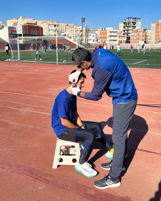 Testing blood lactate levels 👨‍🔬 🧪with Ali 🏃‍♂️🚴‍♀️ @ali.itf77 👏 Dialing in data to craft smarter, personalized, and data-driven training plans to set him up for peak performance. New season, new goals.💪